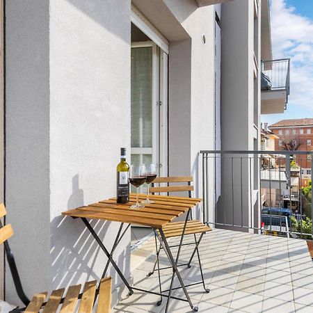 Appartamento Centrale Con Parcheggio E Wi-Fi Gratuito Ac Alba  Dış mekan fotoğraf